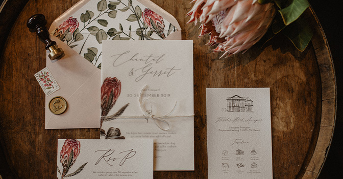 Maak een stijlvolle en betaalbare uitnodiging voor jouw bruiloft